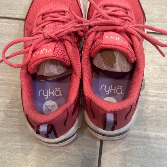 Ryka Women's Coral Athletic Shoes - Size 7 NWT - Picture 3 of 6